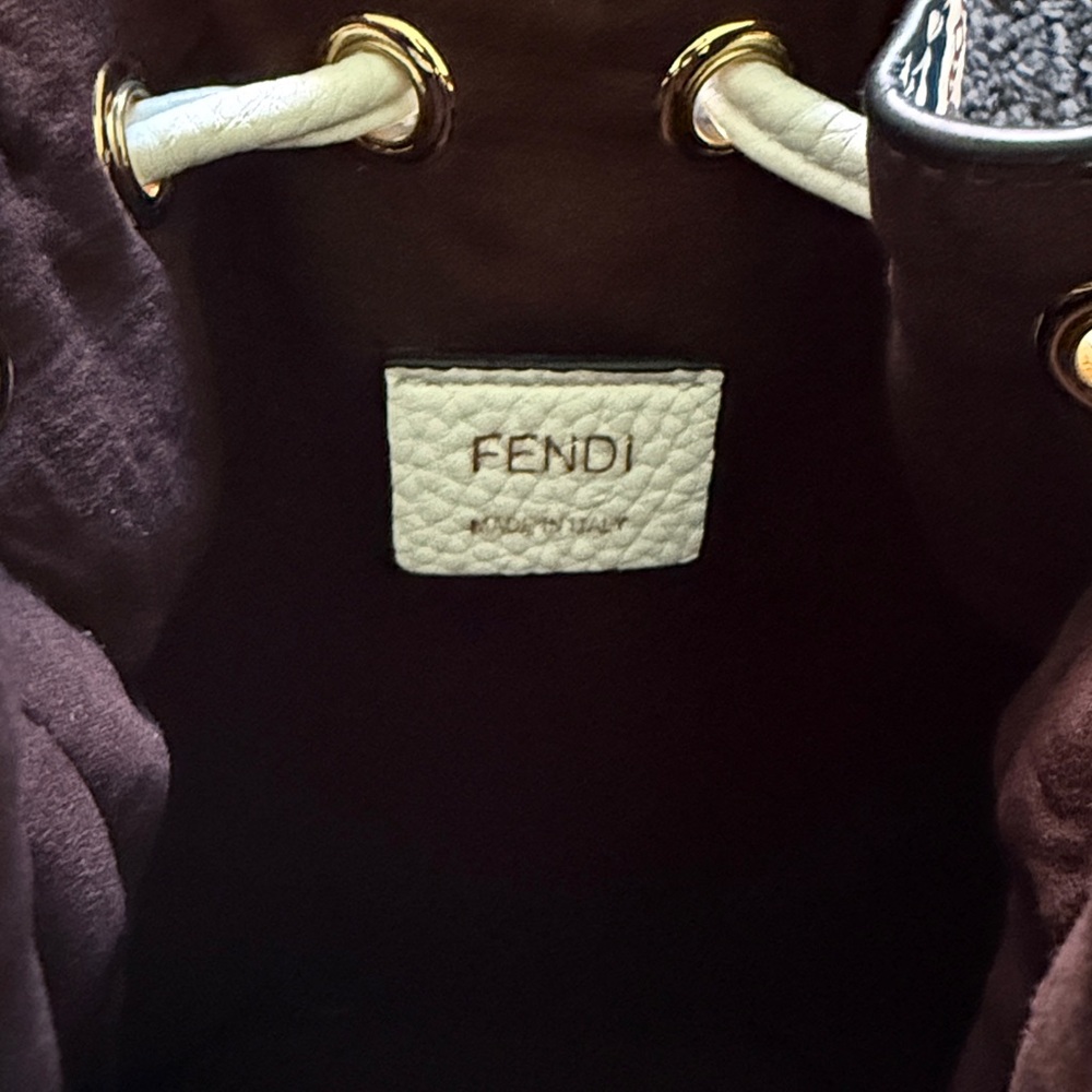 Fendi Mon Tresor mini bucket bag - Picture 10 of 15